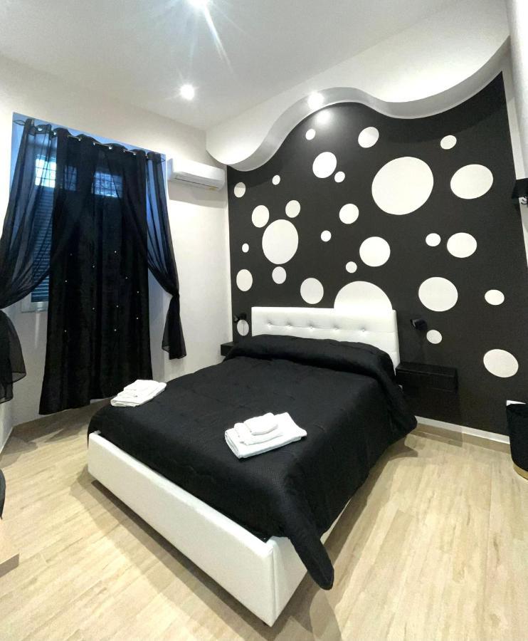 Venezia Rooms Неаполь Экстерьер фото